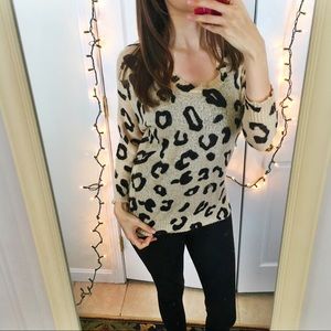 Leopard print 3 quarter sleeve shirt